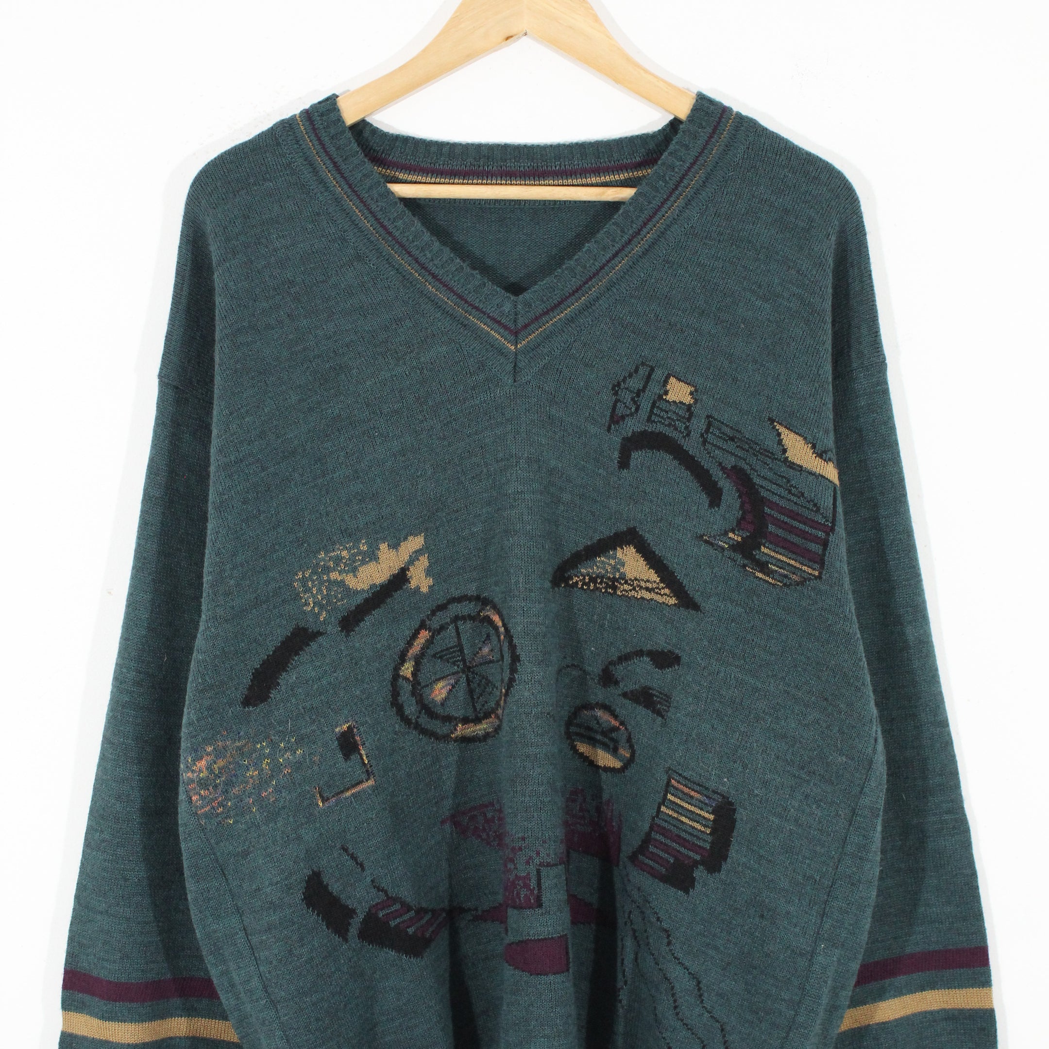 Vintage V-Neck Abstract Jumper (XL)