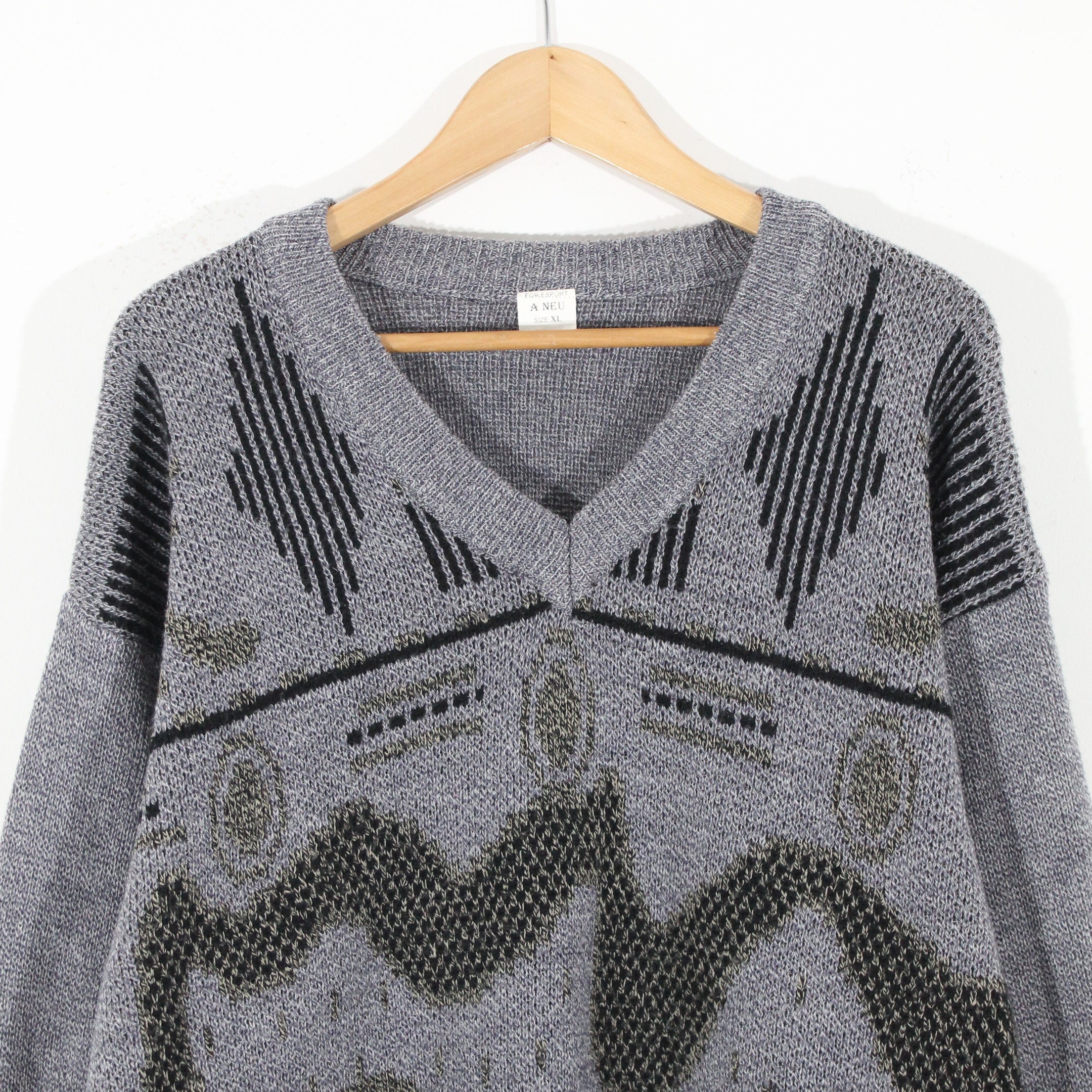 Vintage Patterned Jumper (L/XL)